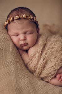 Adelaide Newborn photographer photo of a newborn baby.