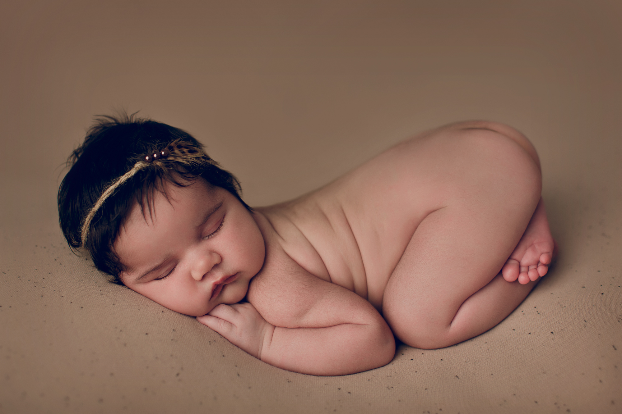 Adelaide Newborn photographer photo of a newborn baby.