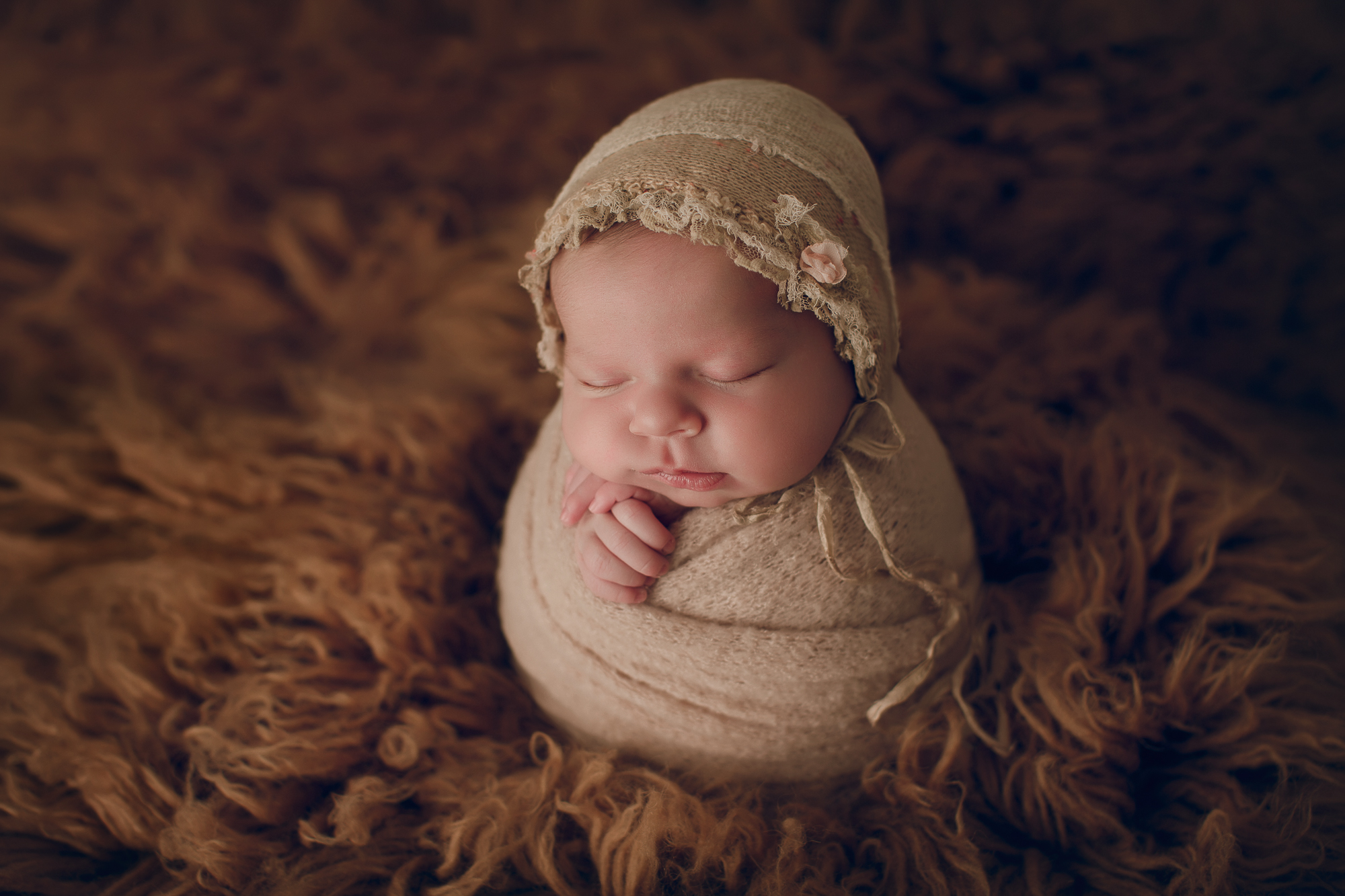Adelaide Newborn photographer photo of a newborn baby.