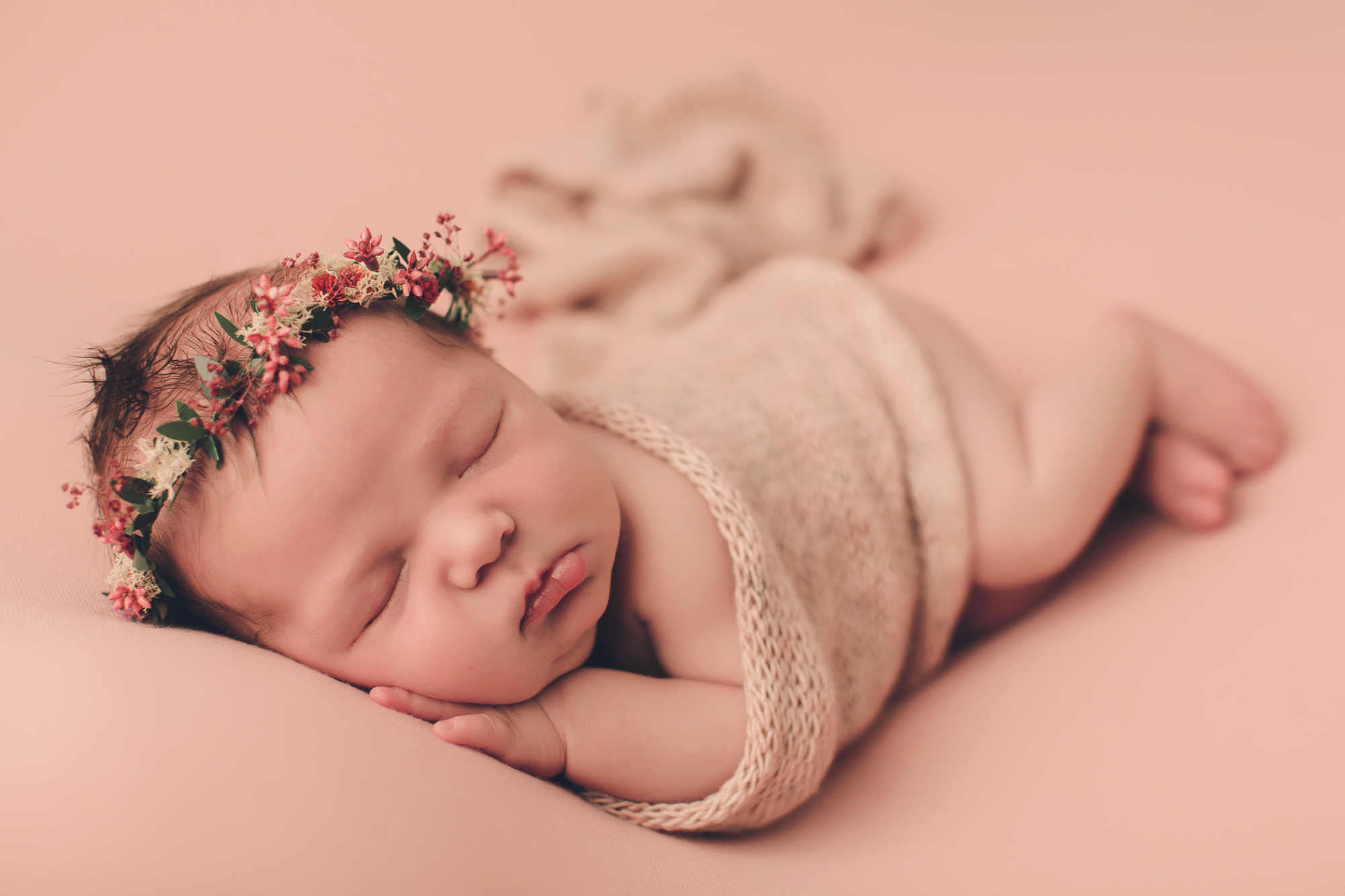 Adelaide Newborn photographer photo of a newborn baby.