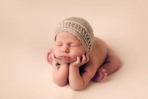 Adelaide Newborn photographer photo of a newborn baby.