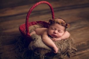 Adelaide Newborn photographer photo of a newborn baby.