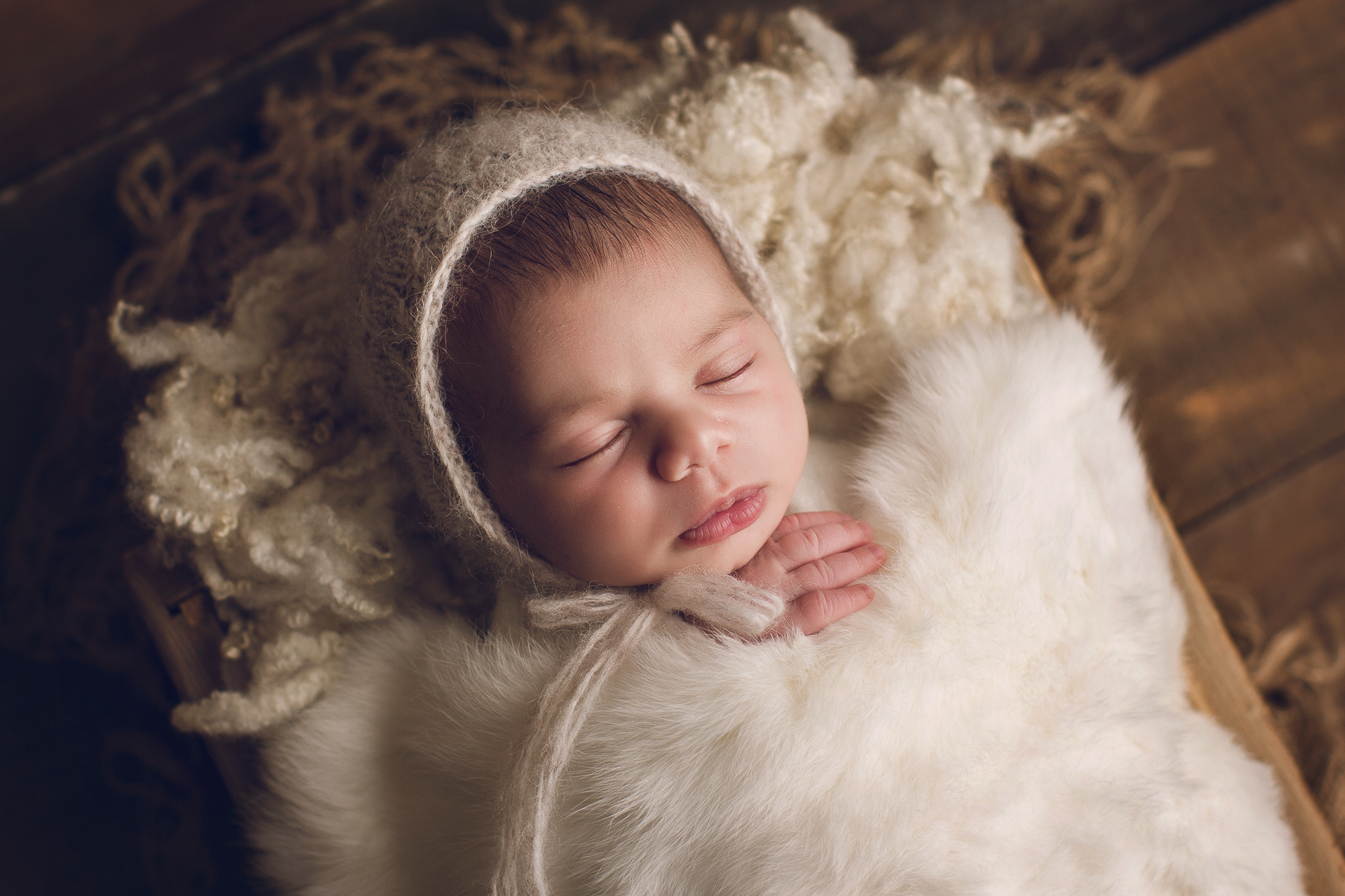 Adelaide Newborn photographer photo of a newborn baby.