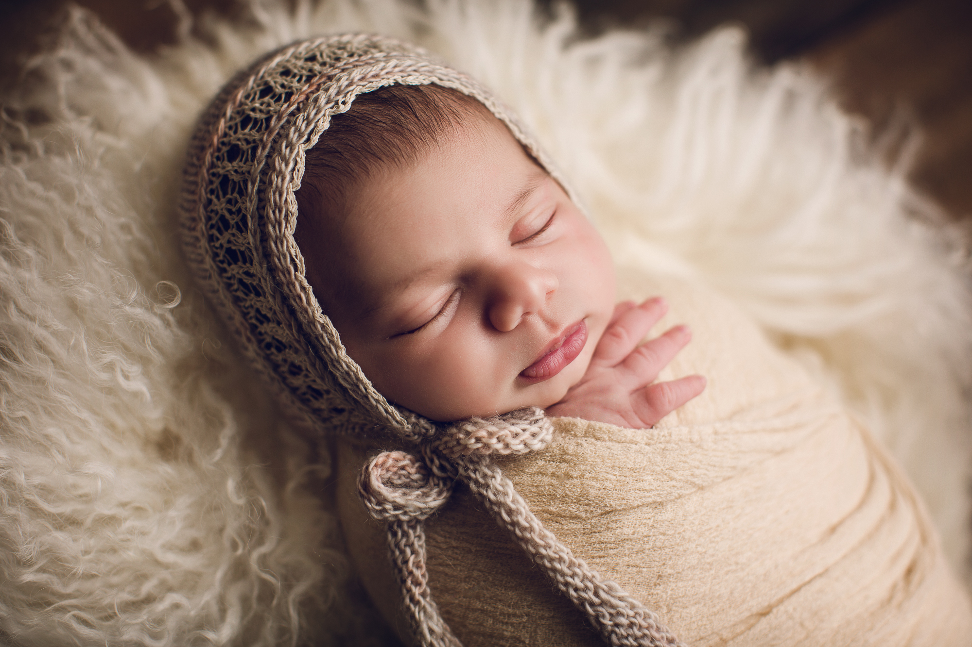 Adelaide Newborn photographer photo of a newborn baby.