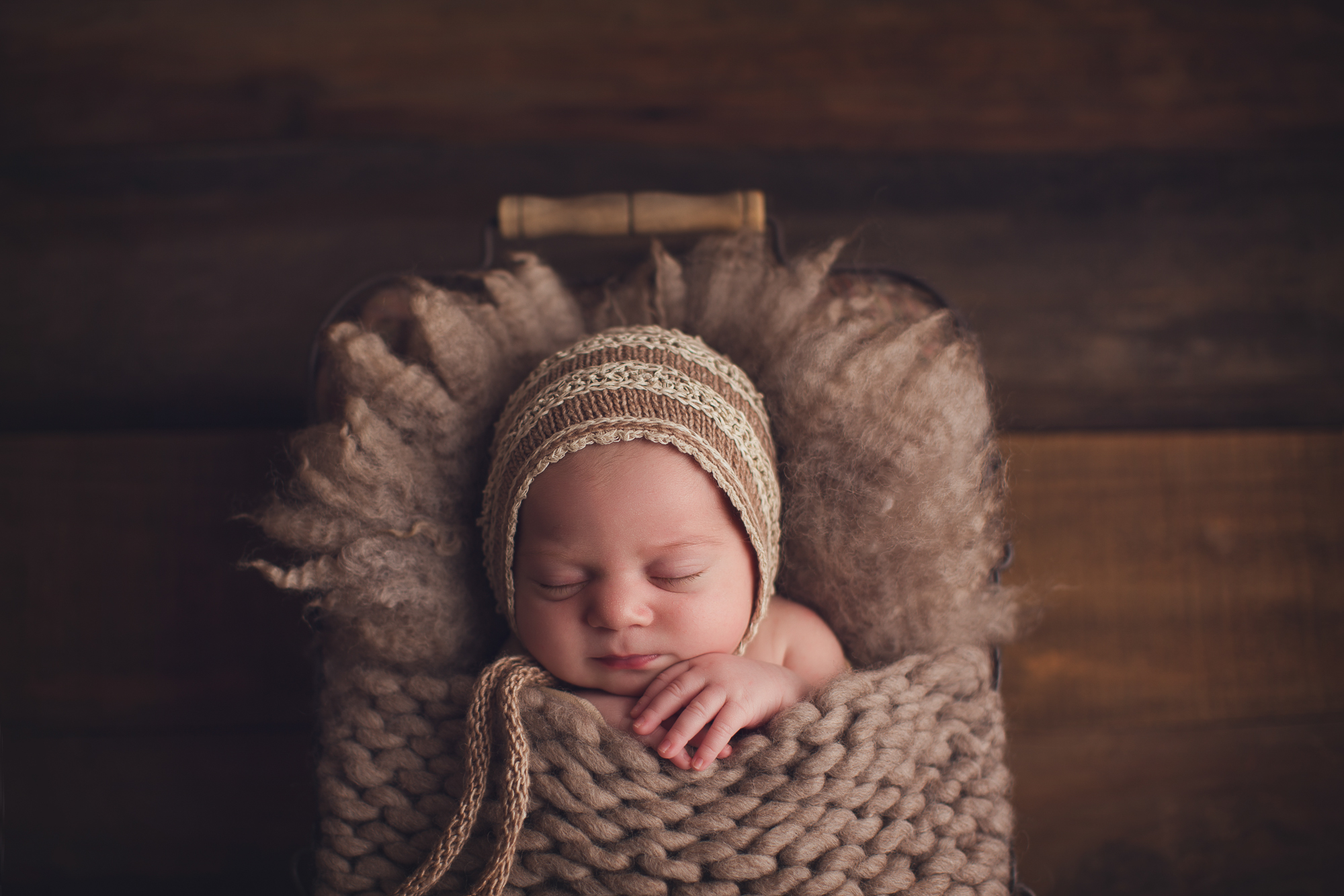 Adelaide Newborn photographer photo of a newborn baby.
