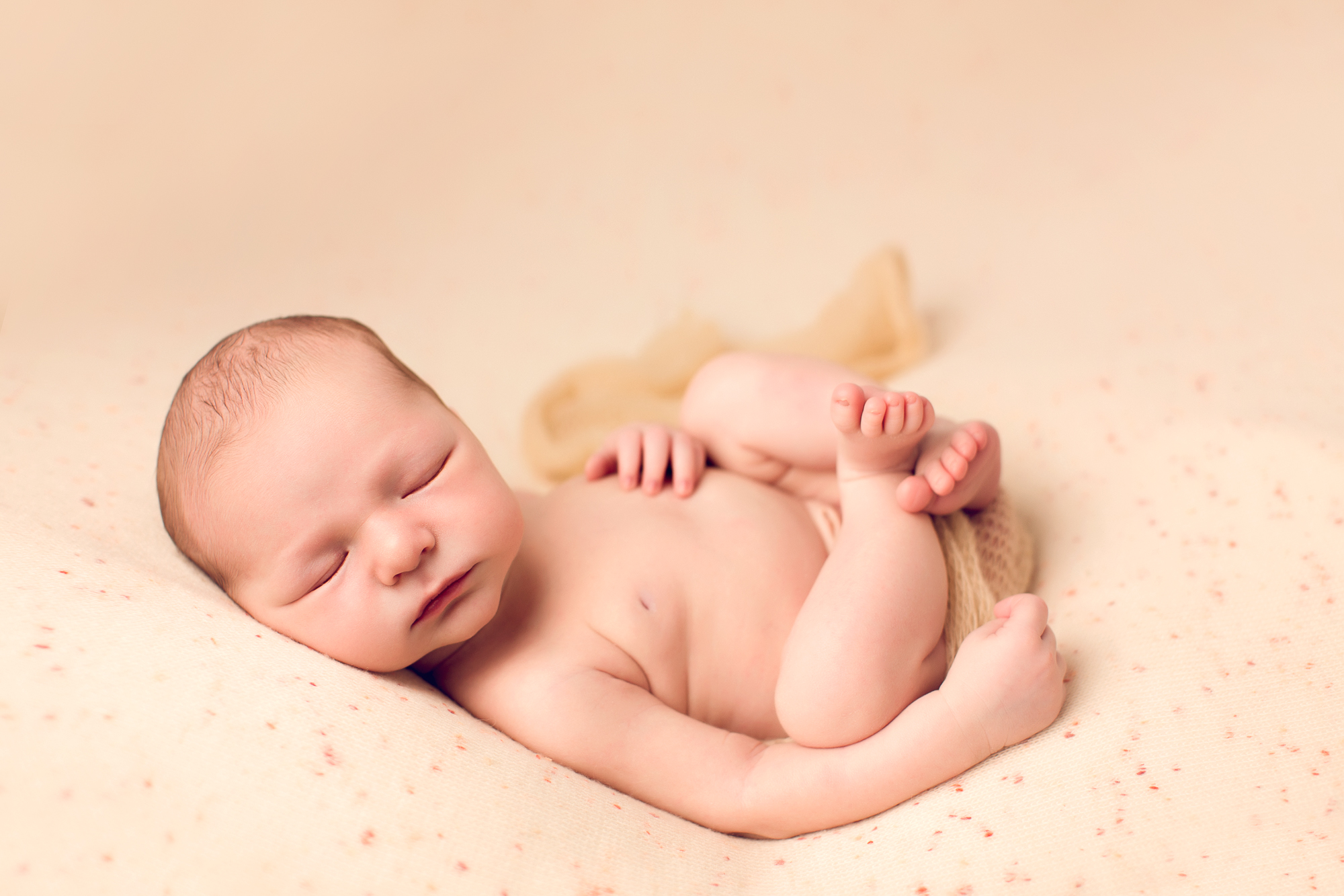 Adelaide Newborn photographer photo of a newborn baby.