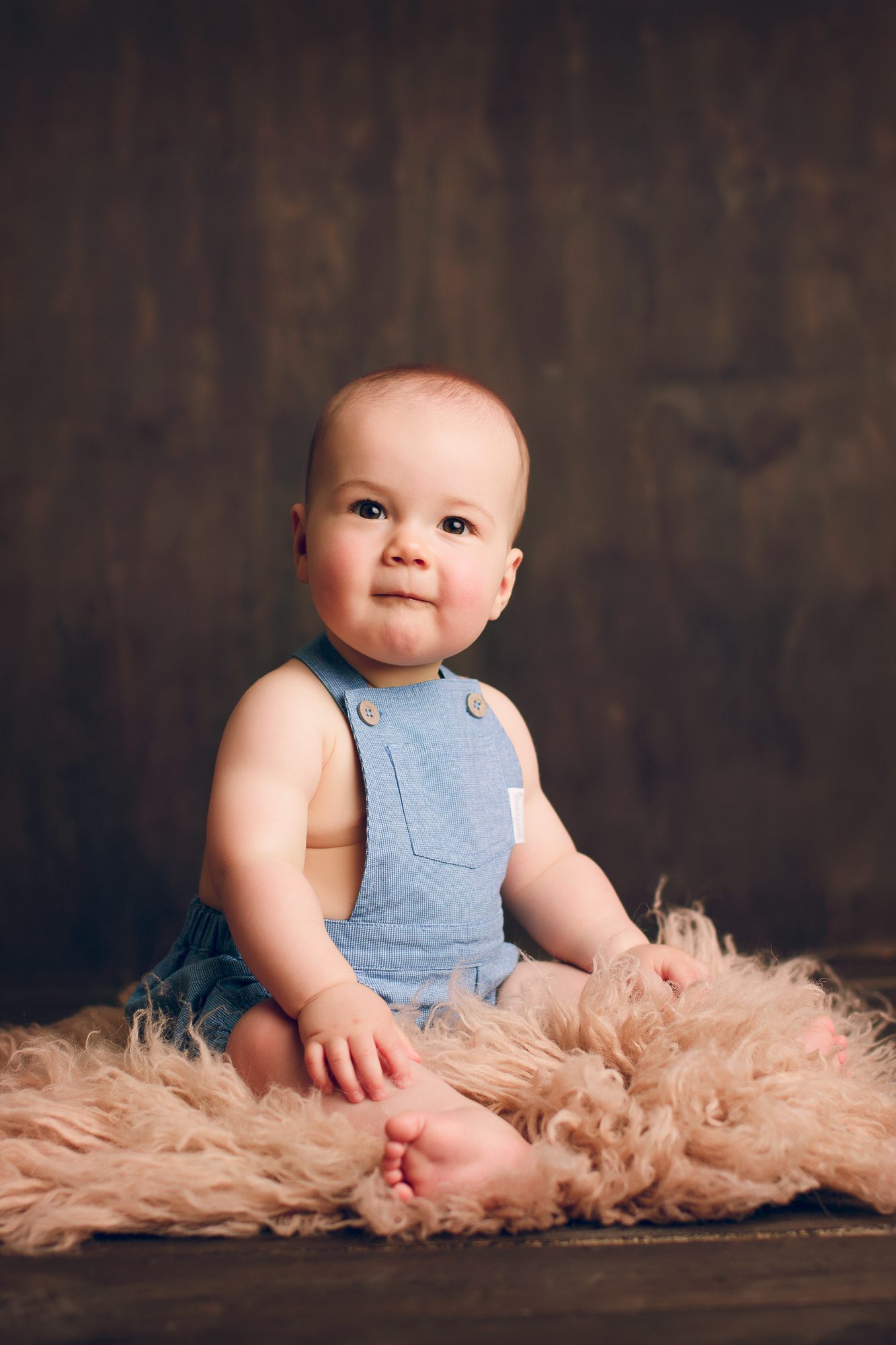 Adelaide baby photographer photo of a newborn baby.