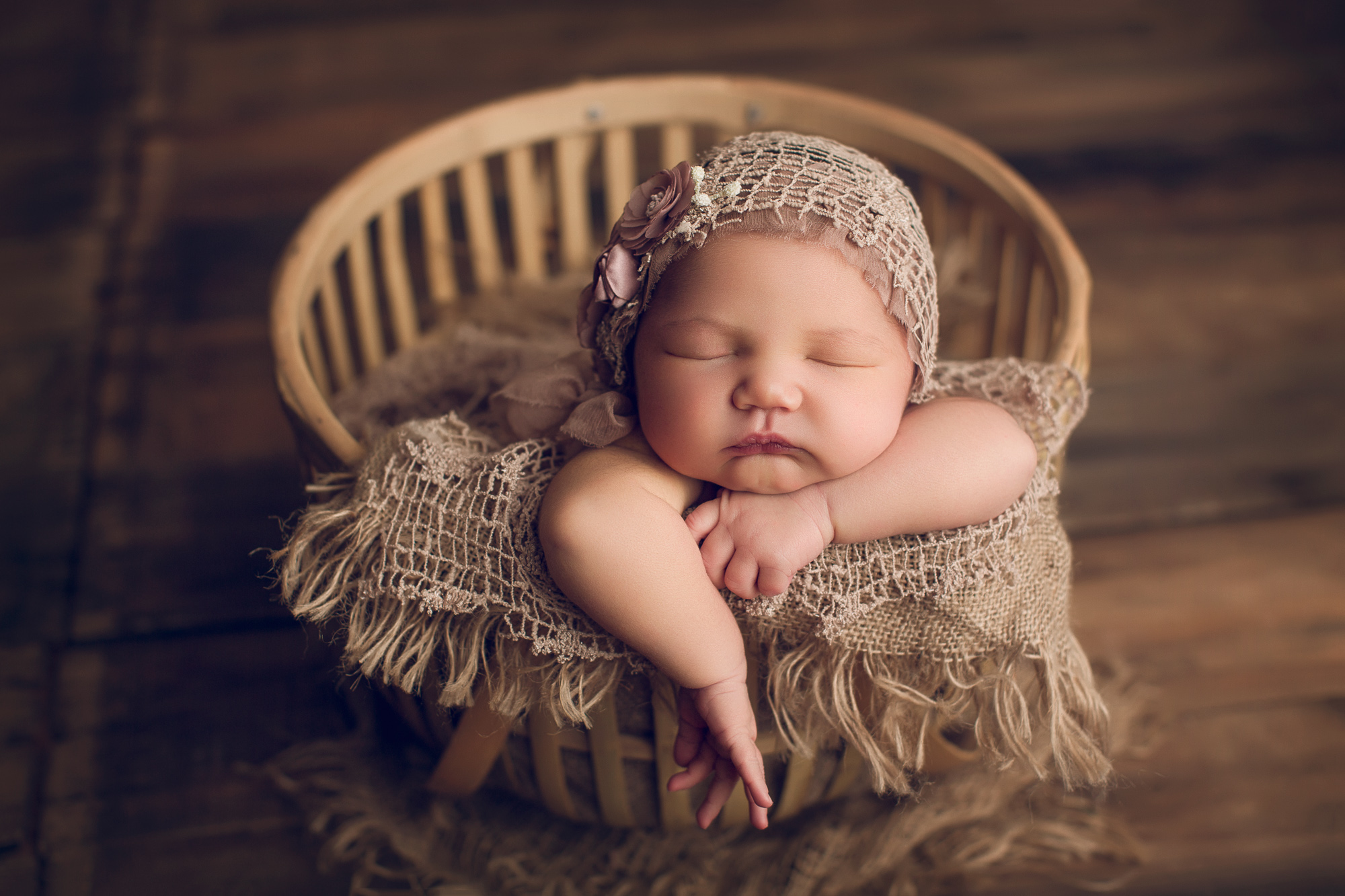 Adelaide Newborn photographer photo of a newborn baby.