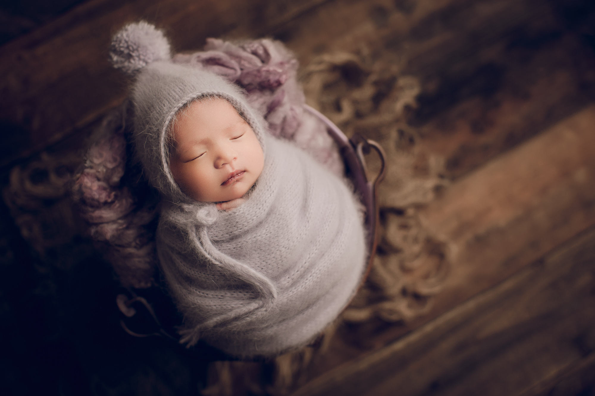 Adelaide newborn baby photographer's photo of a newborn baby.