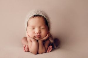 Adelaide newborn baby photographer's photo of a newborn baby.