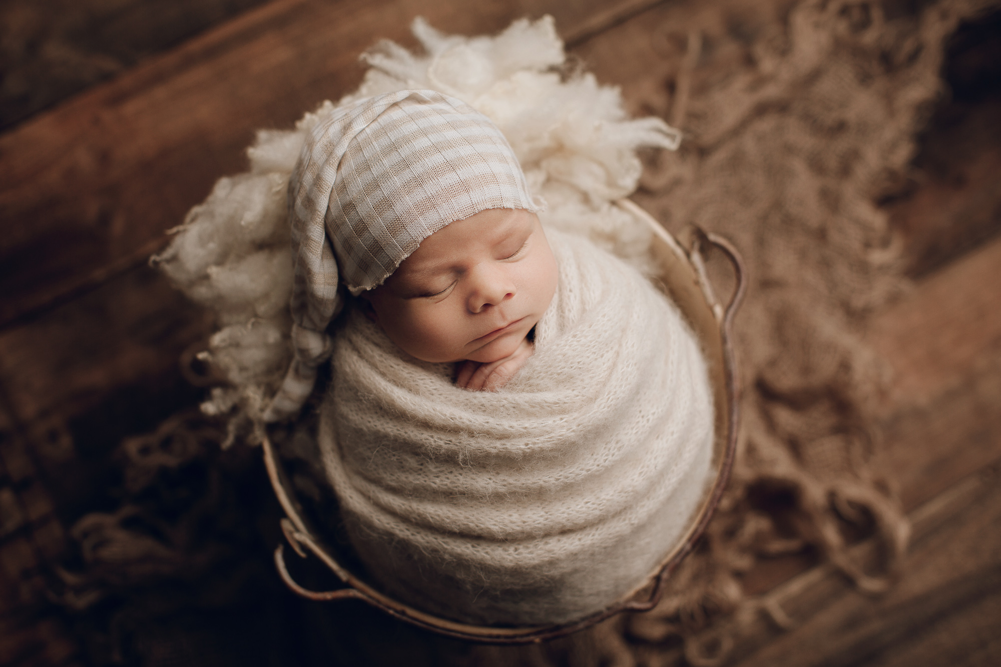 Adelaide newborn baby photographer's photo of a newborn baby.