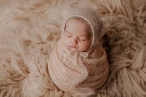Adelaide newborn baby photographer's photo of a newborn baby.