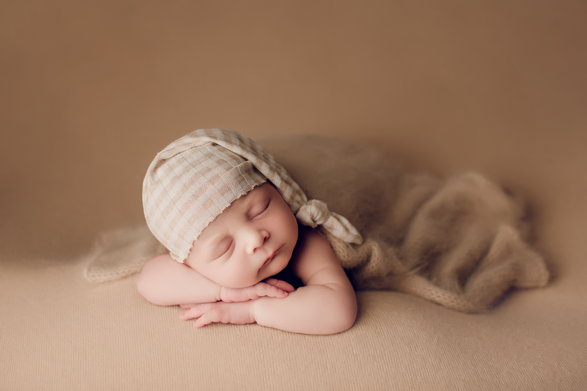 Adelaide newborn baby photographer's photo of a newborn baby boy.