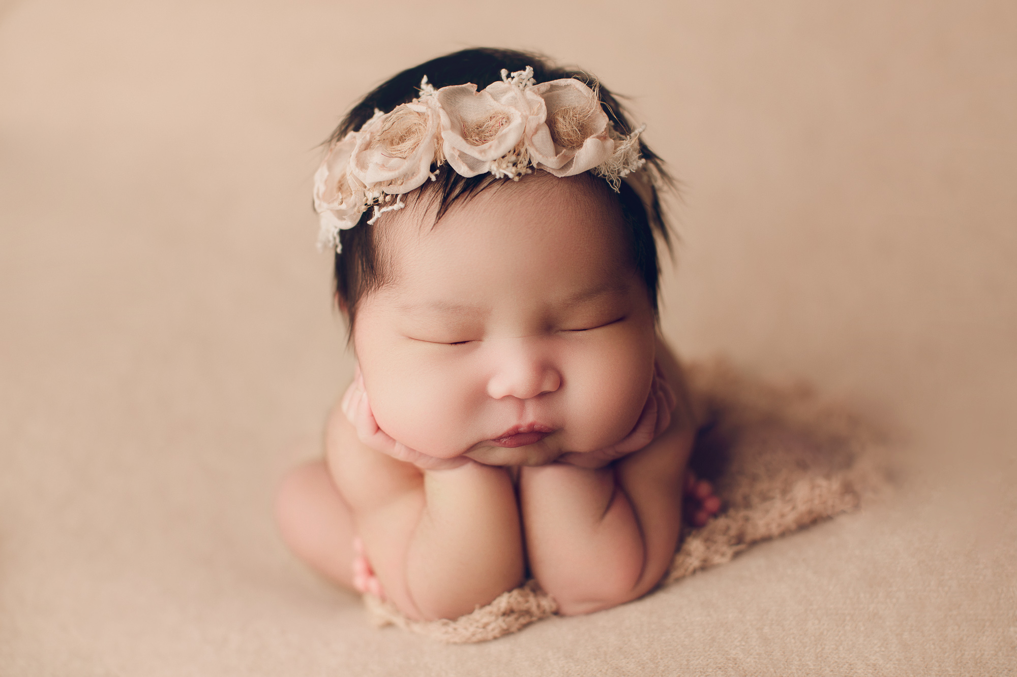 Adelaide newborn baby photographer's photo of a newborn baby girl.