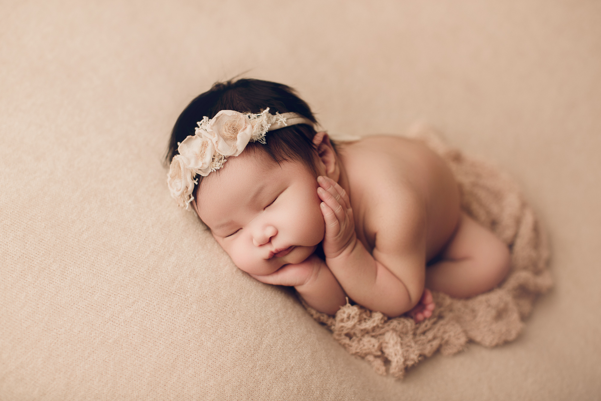 Adelaide newborn baby photographer's photo of a newborn baby girl.